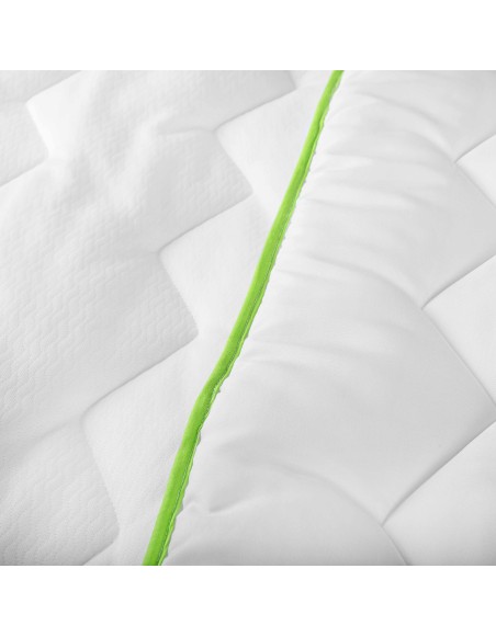 Легка ковдра Aloe Vera 140x200 EMI