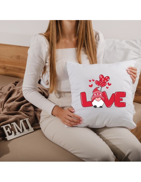 біла_бавовняна_подушка_на_валентина_з_принтом_love_40х40