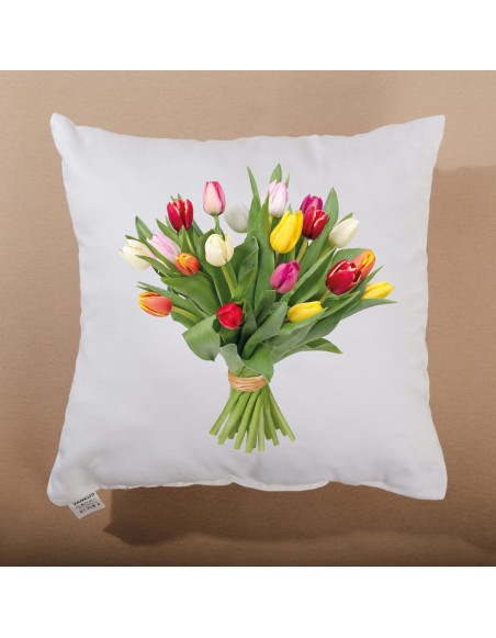 декоративна_подушка_з_квітами