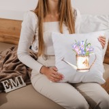 Декоративна_подушка_Primavera_з_букетом_фіолетових_та_рожевих_квітів