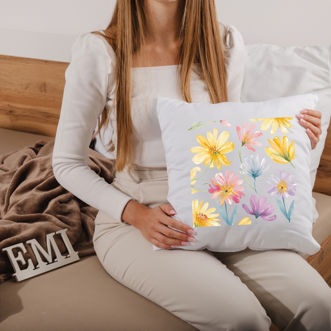 весняна_подушка_з_принтом_квітів