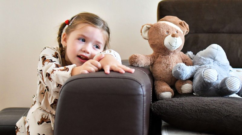 Іграшка_з_пледом_Milko_EMI