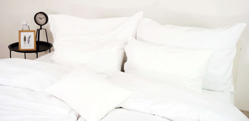 Бавовняна_постільна_білизна_біла_delux_EMI