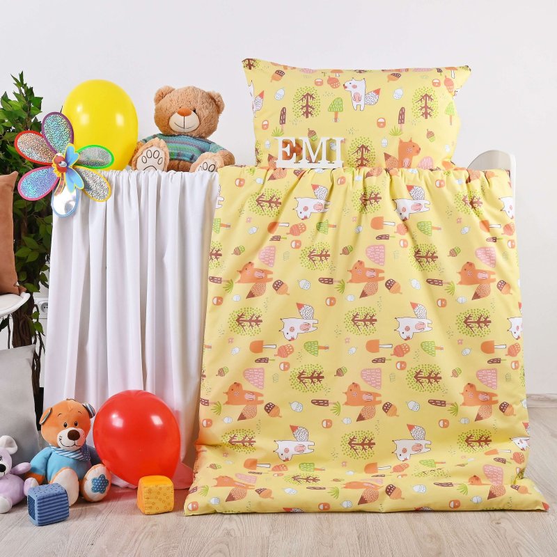 Дитяча_постільна_білизна_Білочки_жовта_EMI