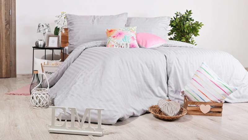 Сіра_розкішна_постільна_білизна_з_дамаску_EMI