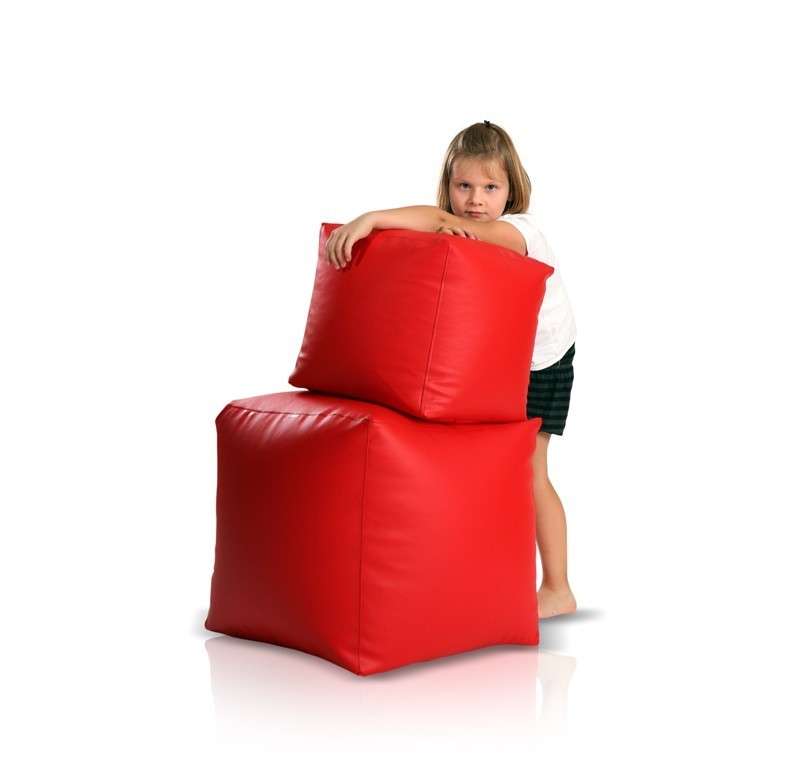 Мішок_для_сидіння_табурет_куб_маленький_червоний_EMI