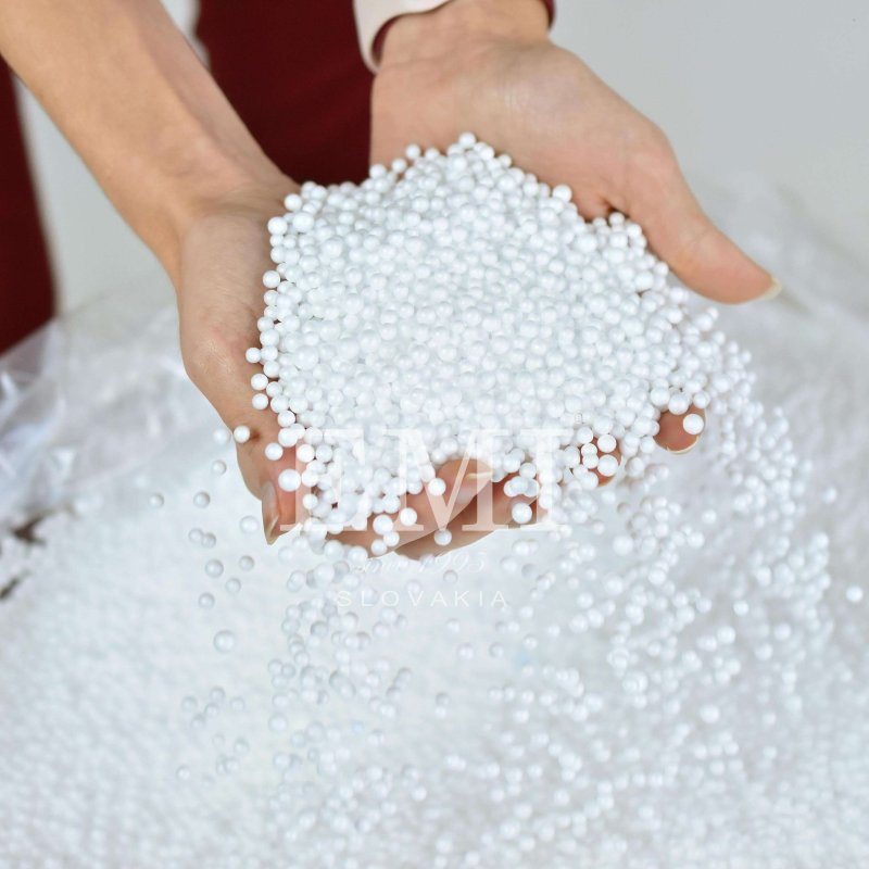 Наповнення_мішка_для_сидіння_350l_Delux_EMI