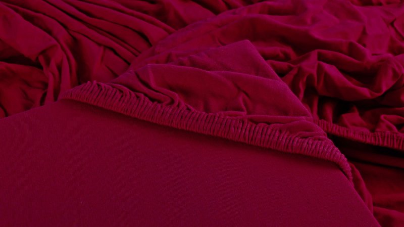 Простирадло_бордове_jersey_EMI