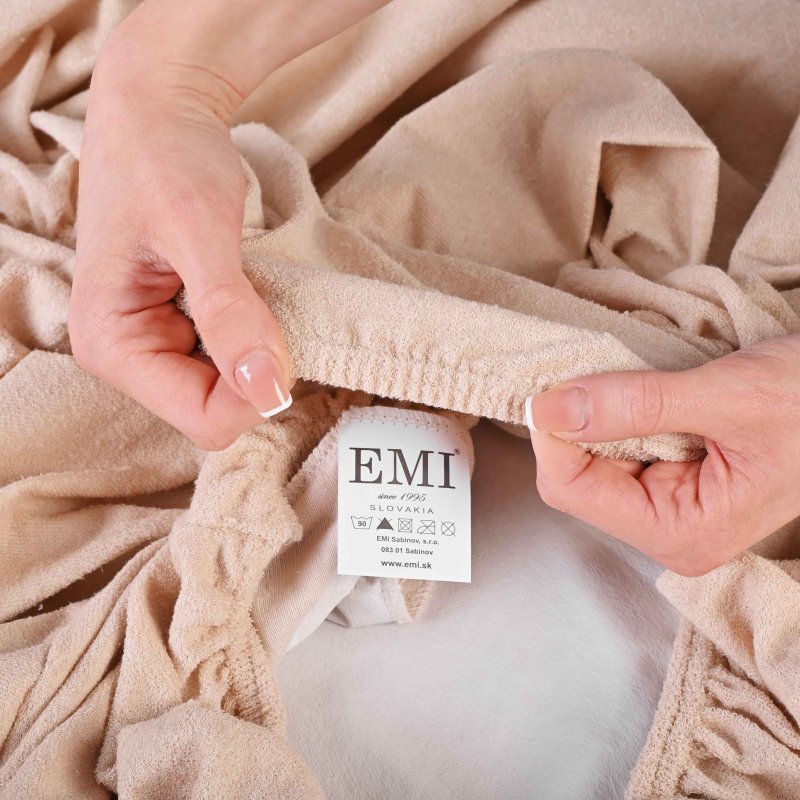 водонепроникне_кремове_простирадло_з_гумою_довкола