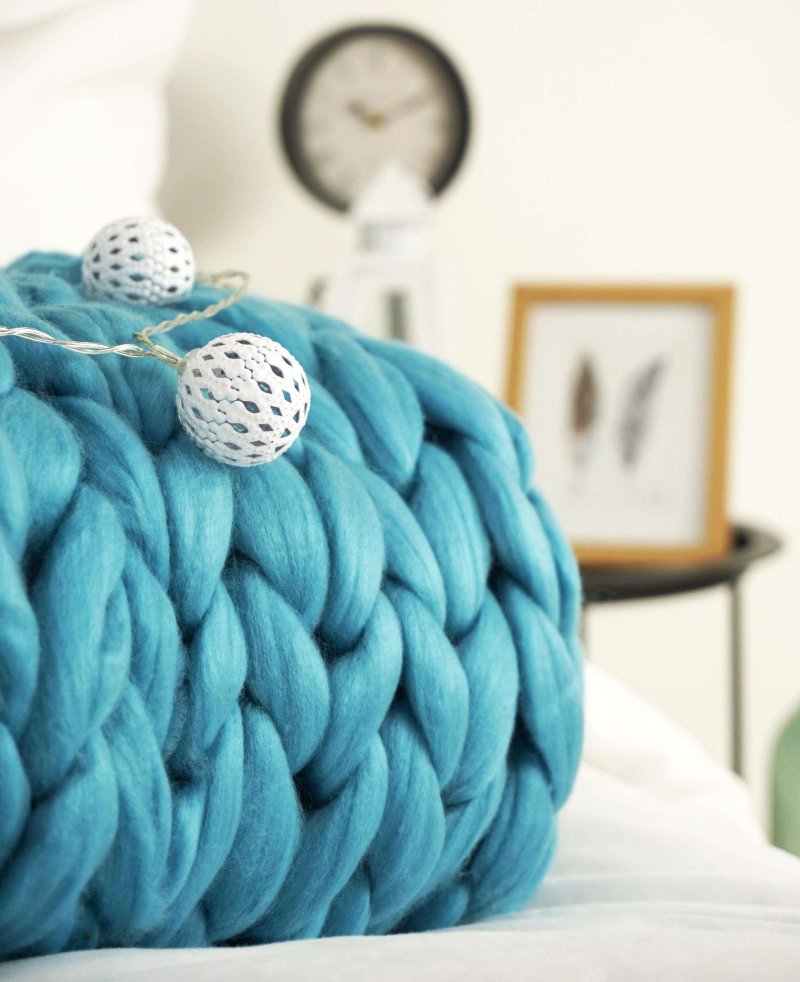 В'язаний_плед_синій_100x120cm_EMI