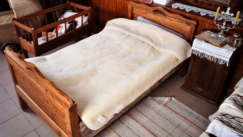 Merino_плед_WOOLLUX_140x200cm_EMI