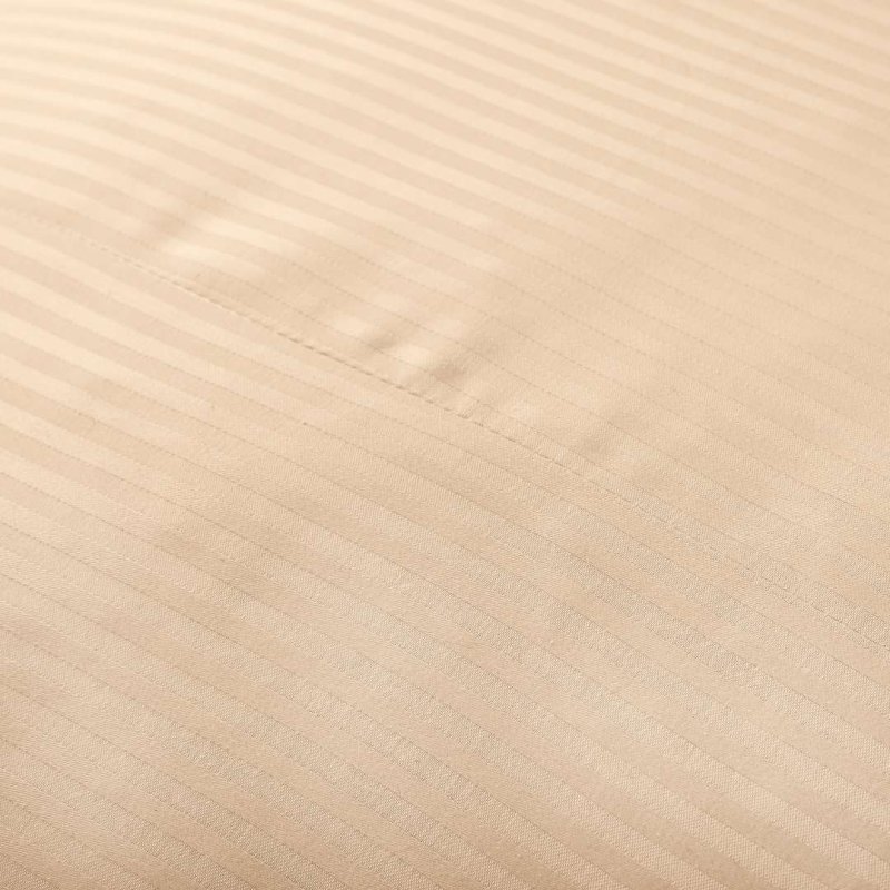 Подушка дамаскова прошита абрикосова 70×90 EMI