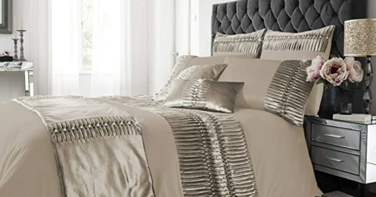 3 НАЙРОЗКІШНІШИХ КОВДРИ У СВІТІ